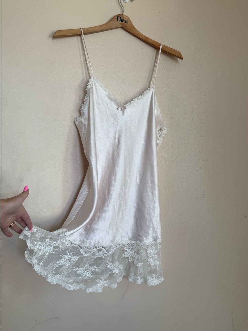 Christian Dior Shiny Light Pink Slip Delicate White Lace Trim Pearl Bow Accent